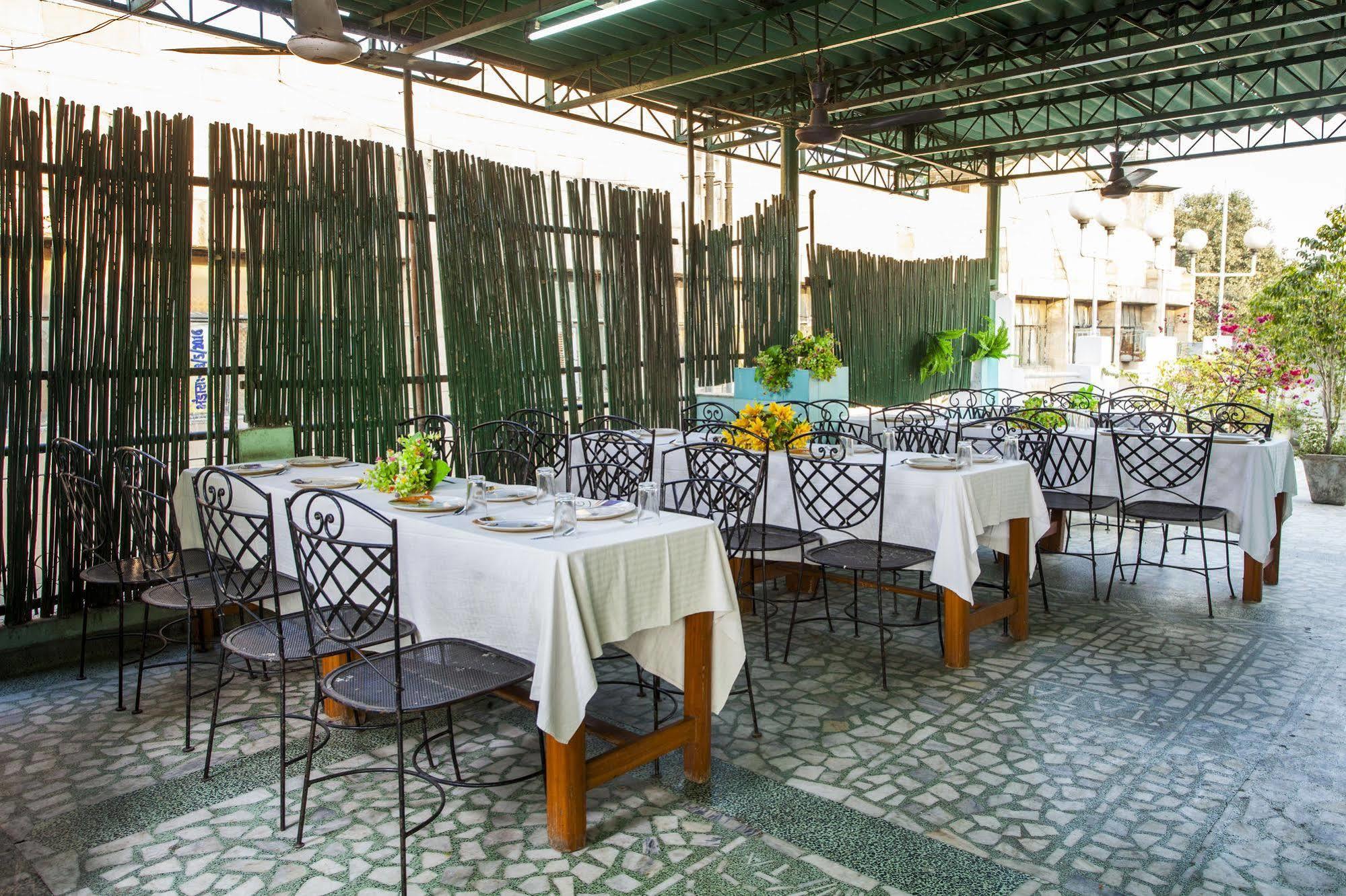 Hotel Sunshine Δελχί Εξωτερικό φωτογραφία